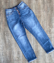 Load image into Gallery viewer, Bailey boyfriend jeans